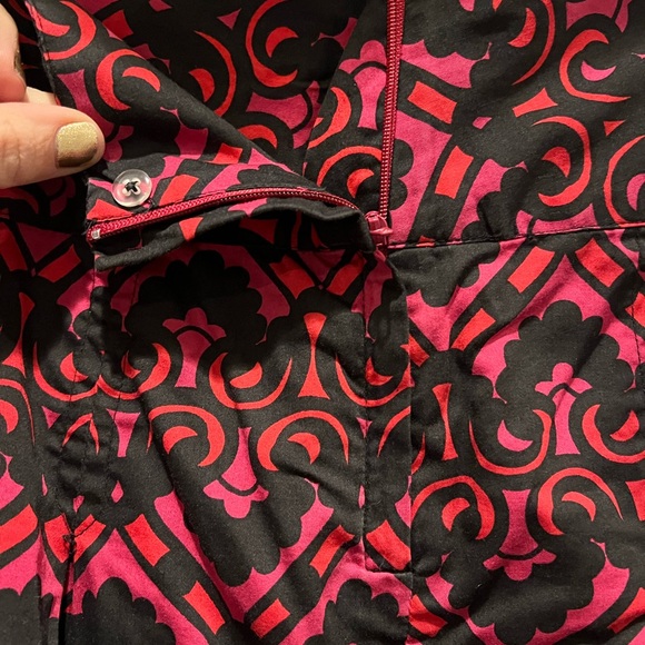 H&M Skirt, Size 10, black, red and maroon - Picture 4 of 5